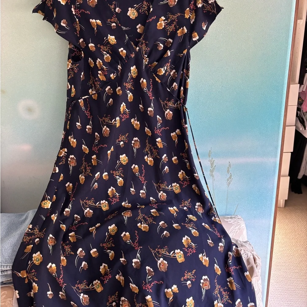 Floral Print Dress - Picture 4 of 7